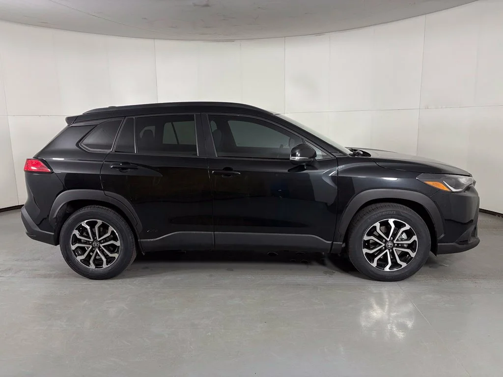Used 2023 Black Toyota Hybrid SE image 9