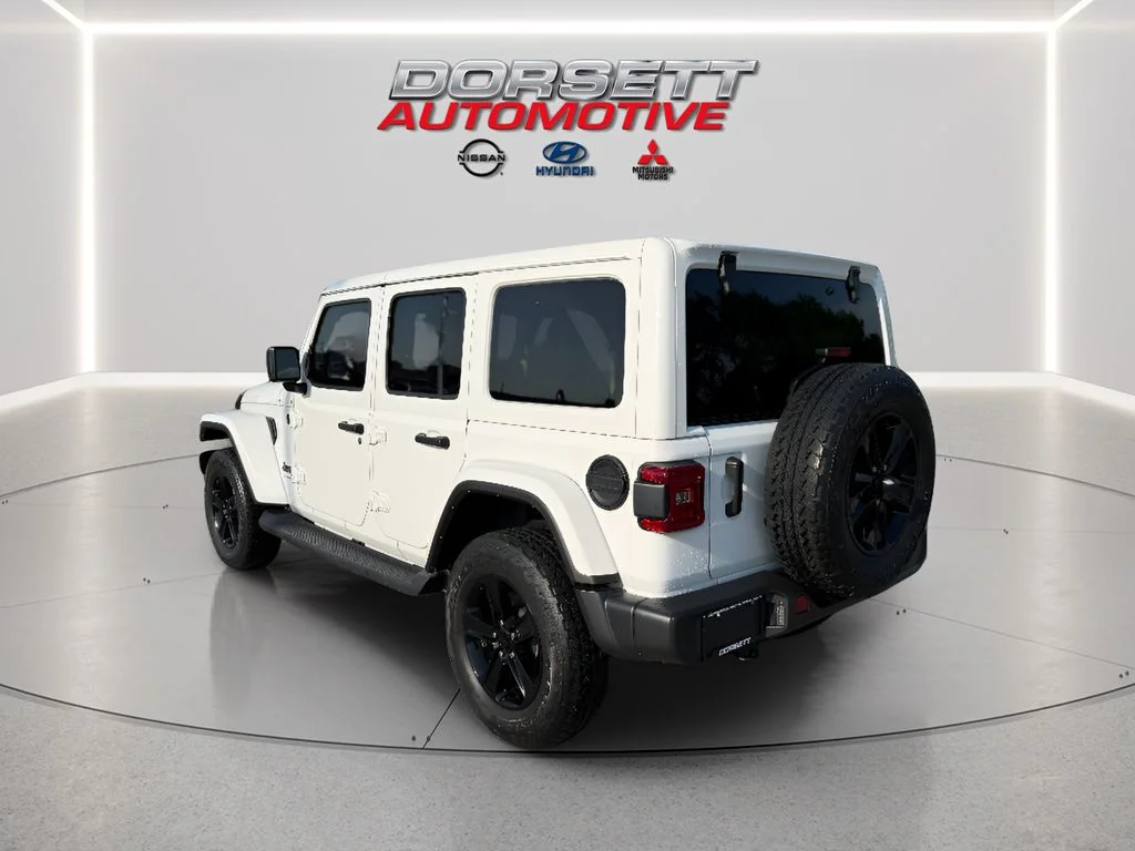 Used 2023 Bright White Jeep Sahara Altitude image 8