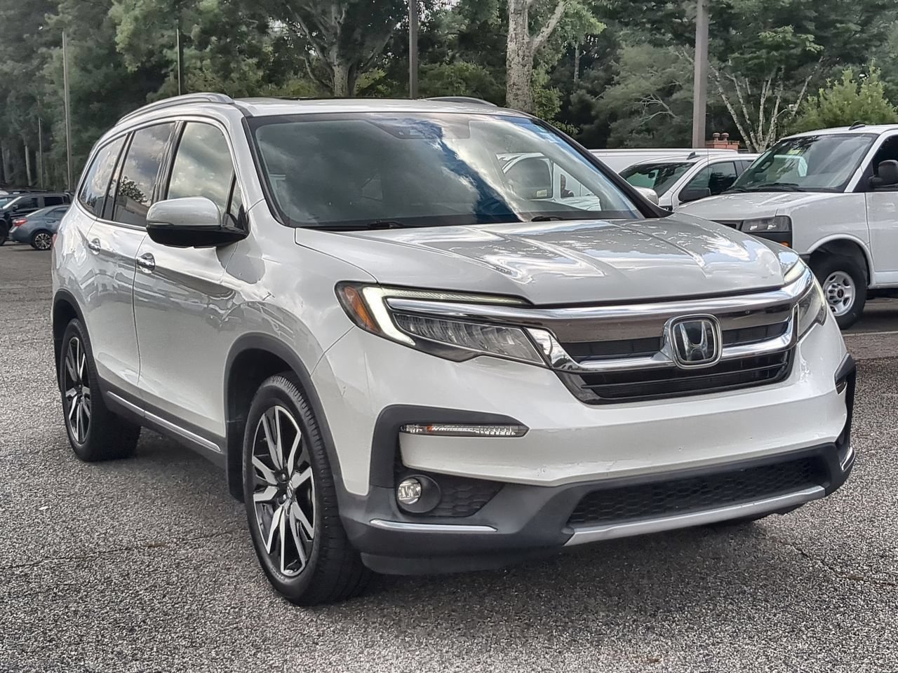 Used 2020 White Honda Elite image 2