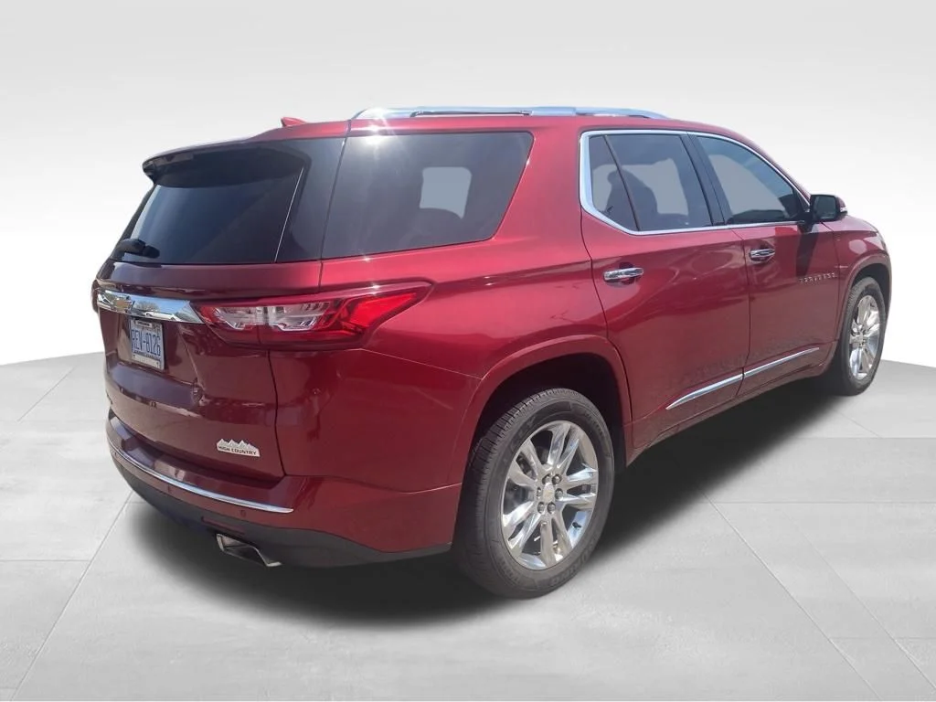 Used 2018 Red Chevrolet High Country image 15