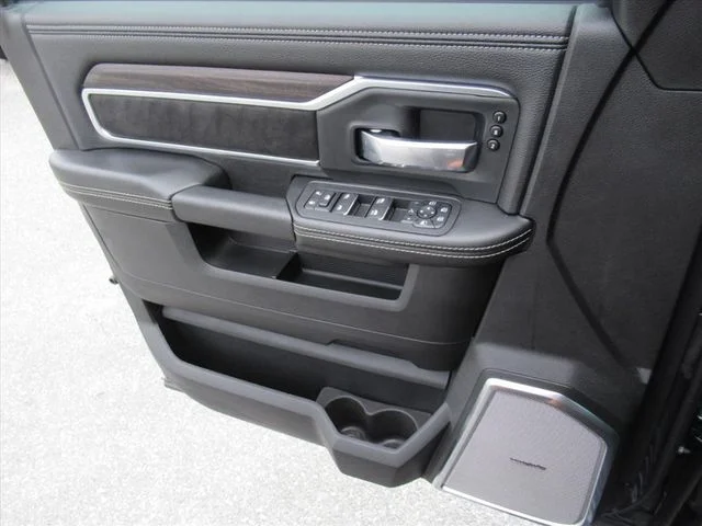 2026 RAM 2500 Laramie - Photo 29