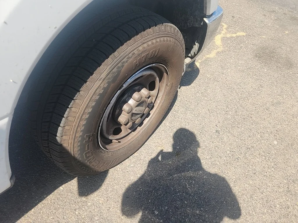 Used 2018 White Ford XL image 15