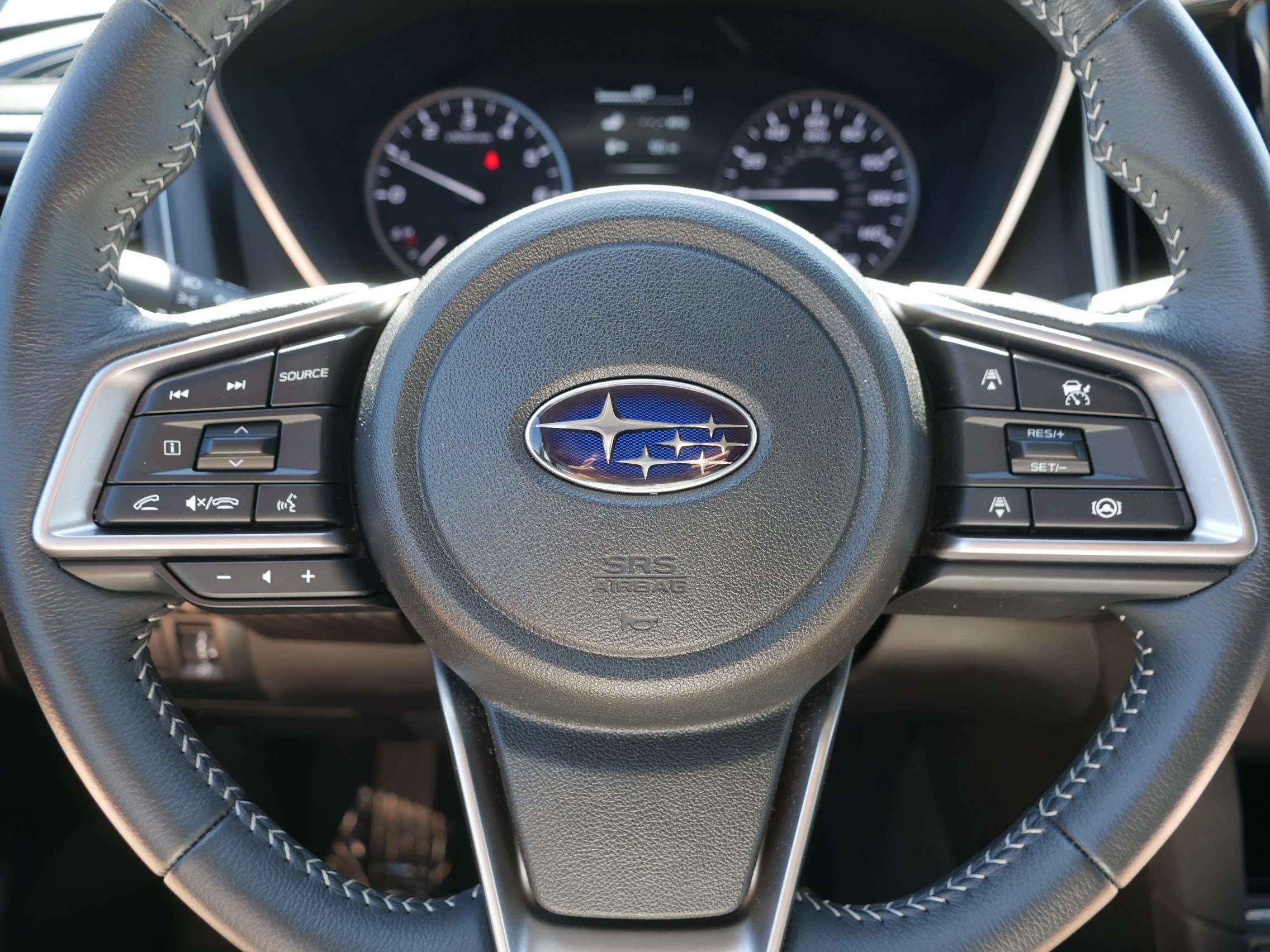 Certified Used 2025 Crystal Black Silica Subaru Premium image 25