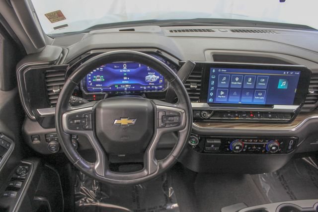 Used 2025 Gray Chevrolet LT image 23