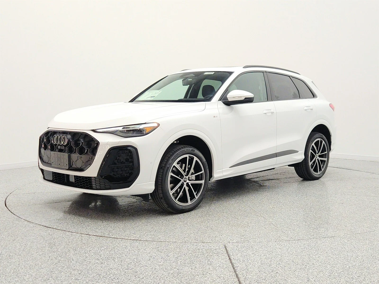 2026 Audi Q5 Premium Plus quattro's photo