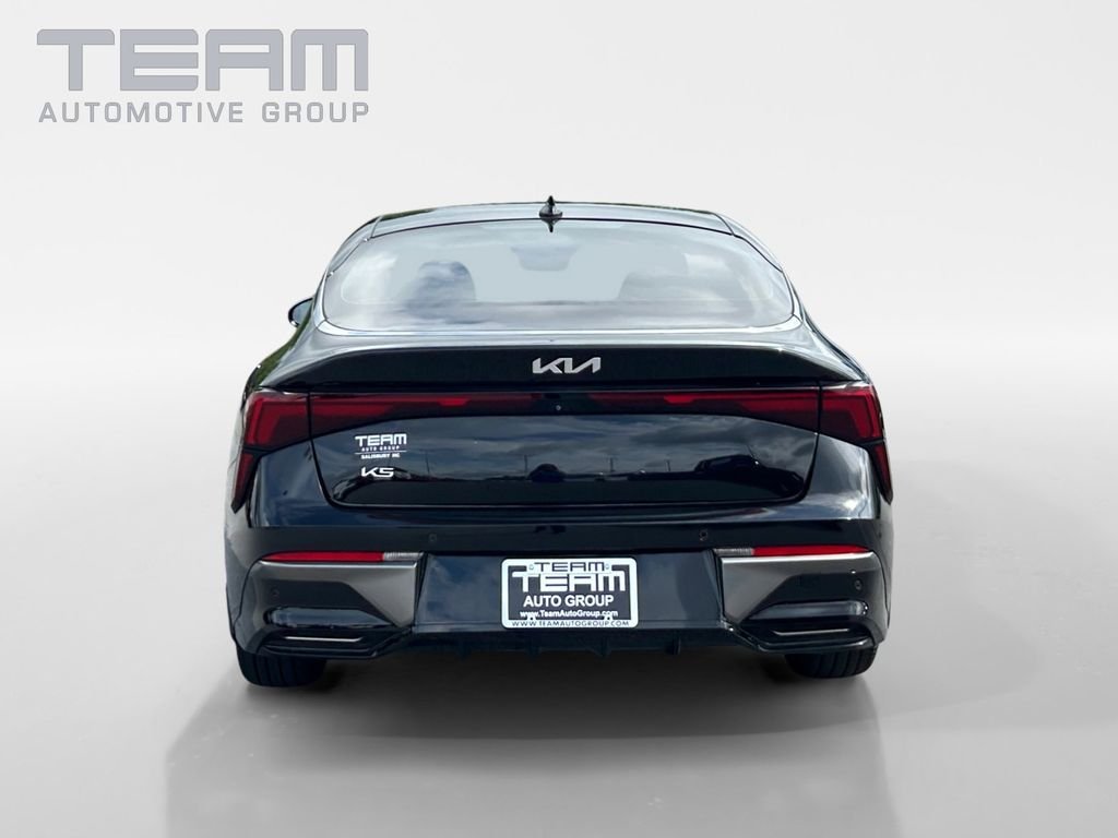 Used 2025 Black Kia EX image 6