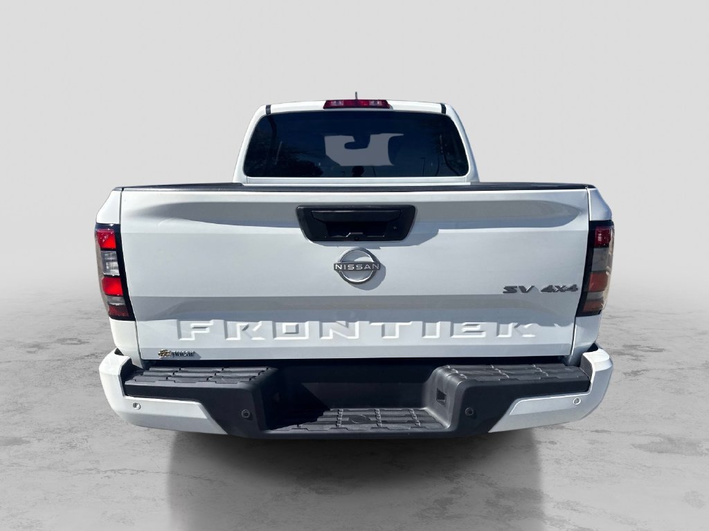 Used 2024 White Nissan SV image 4