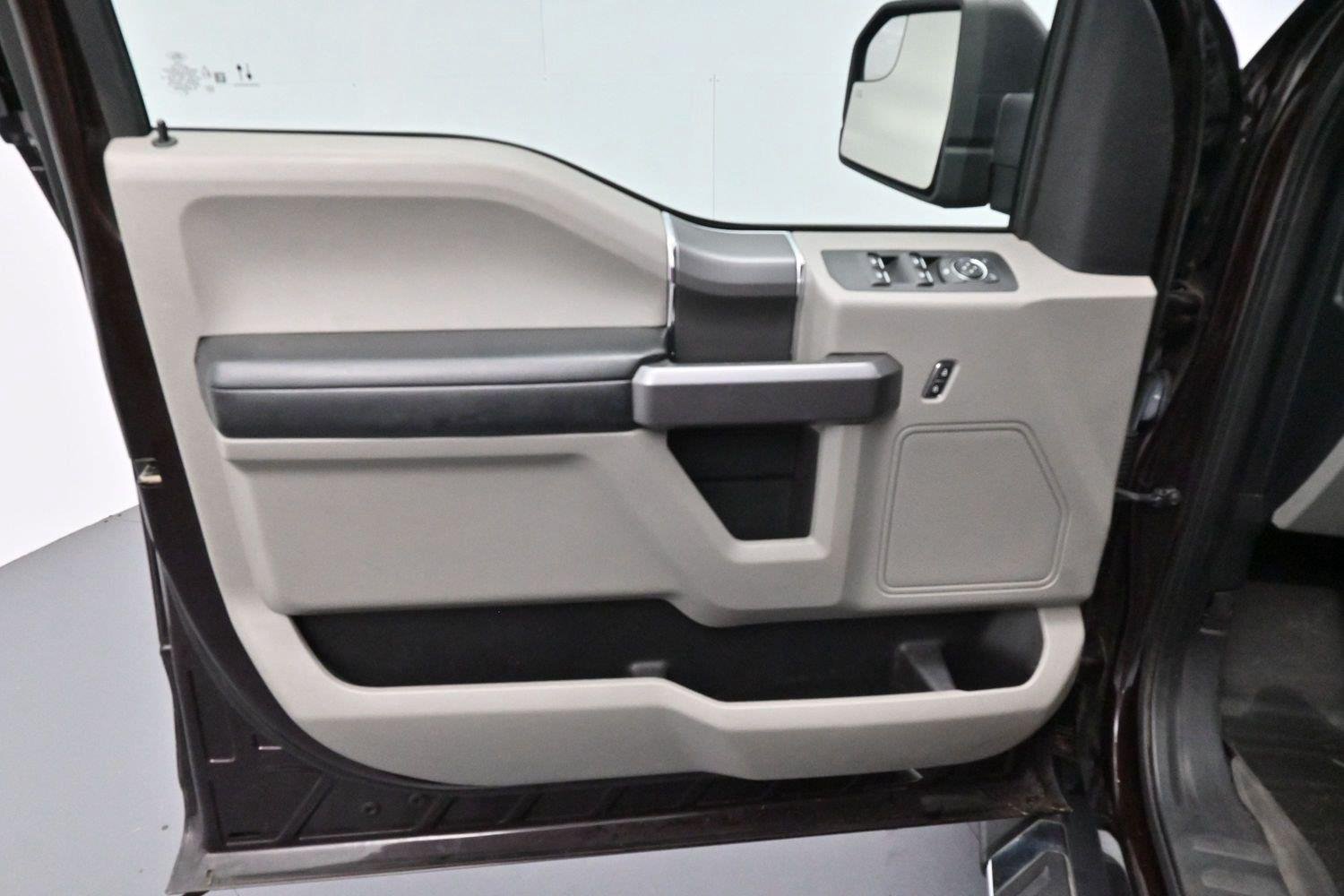 Used 2020 Magma Red Ford XLT image 11
