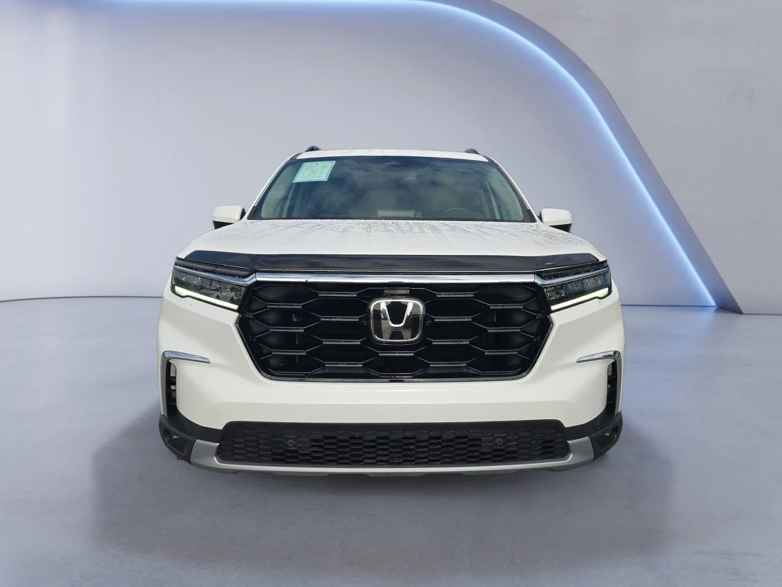 Certified Used 2024 Platinum White Pearl Honda 2WD TRG image 33