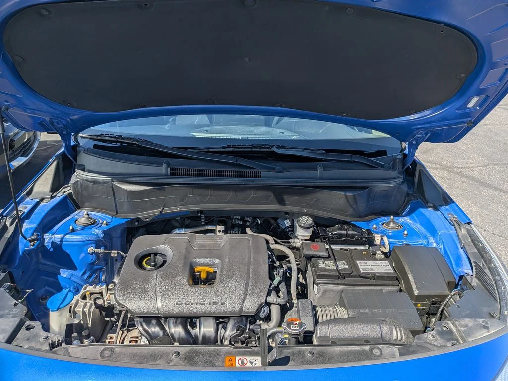 Used 2021 Blue Kia LX image 9