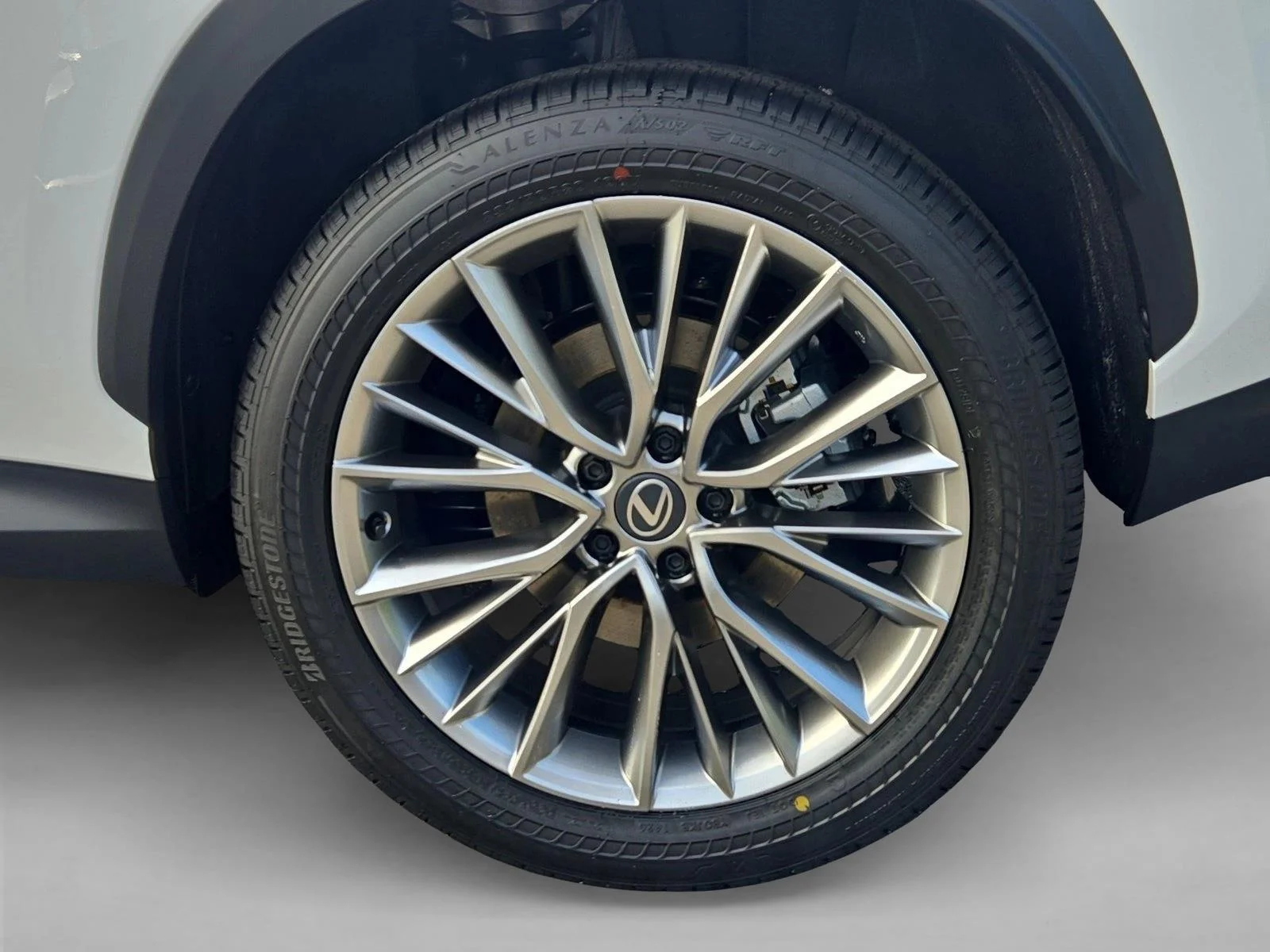2026 Lexus NX 350 - Photo 10