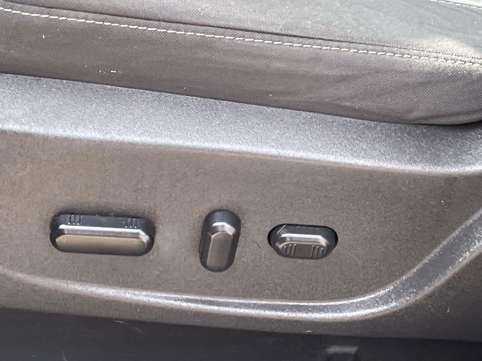 Used 2014 Sunset Metallic Ford SE image 16