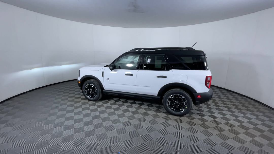 New 2026 Oxford White Ford Outer Banks image 6