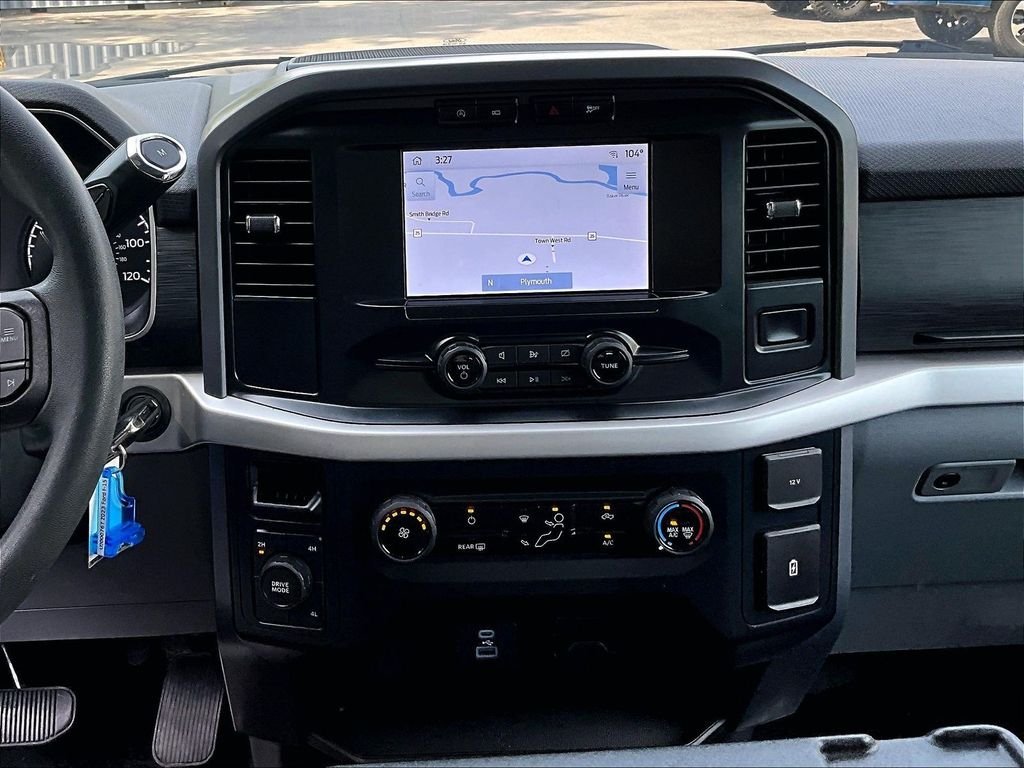 Used 2023 Black Ford XLT image 18