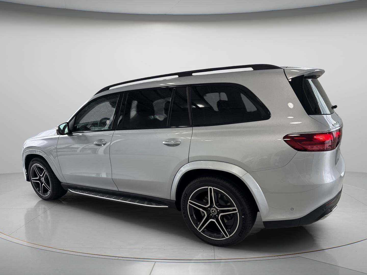New 2026 Cirrus Silver Metallic Mercedes-Benz GLS 450 image 3