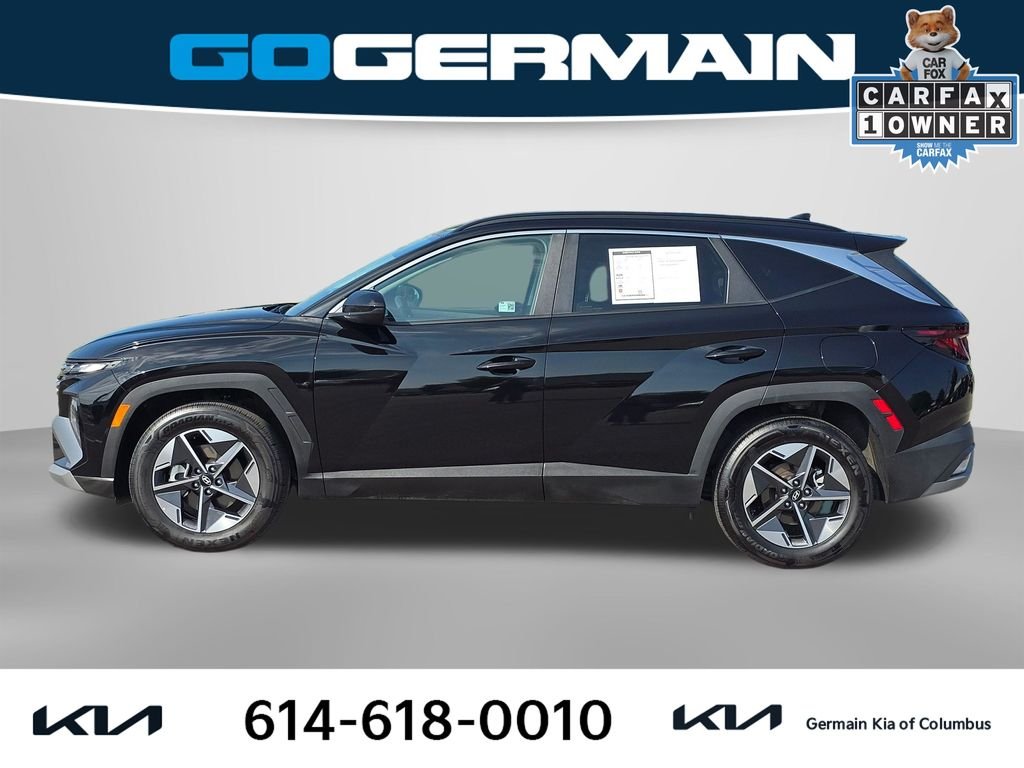 Used 2025 Black Hyundai SEL image 12