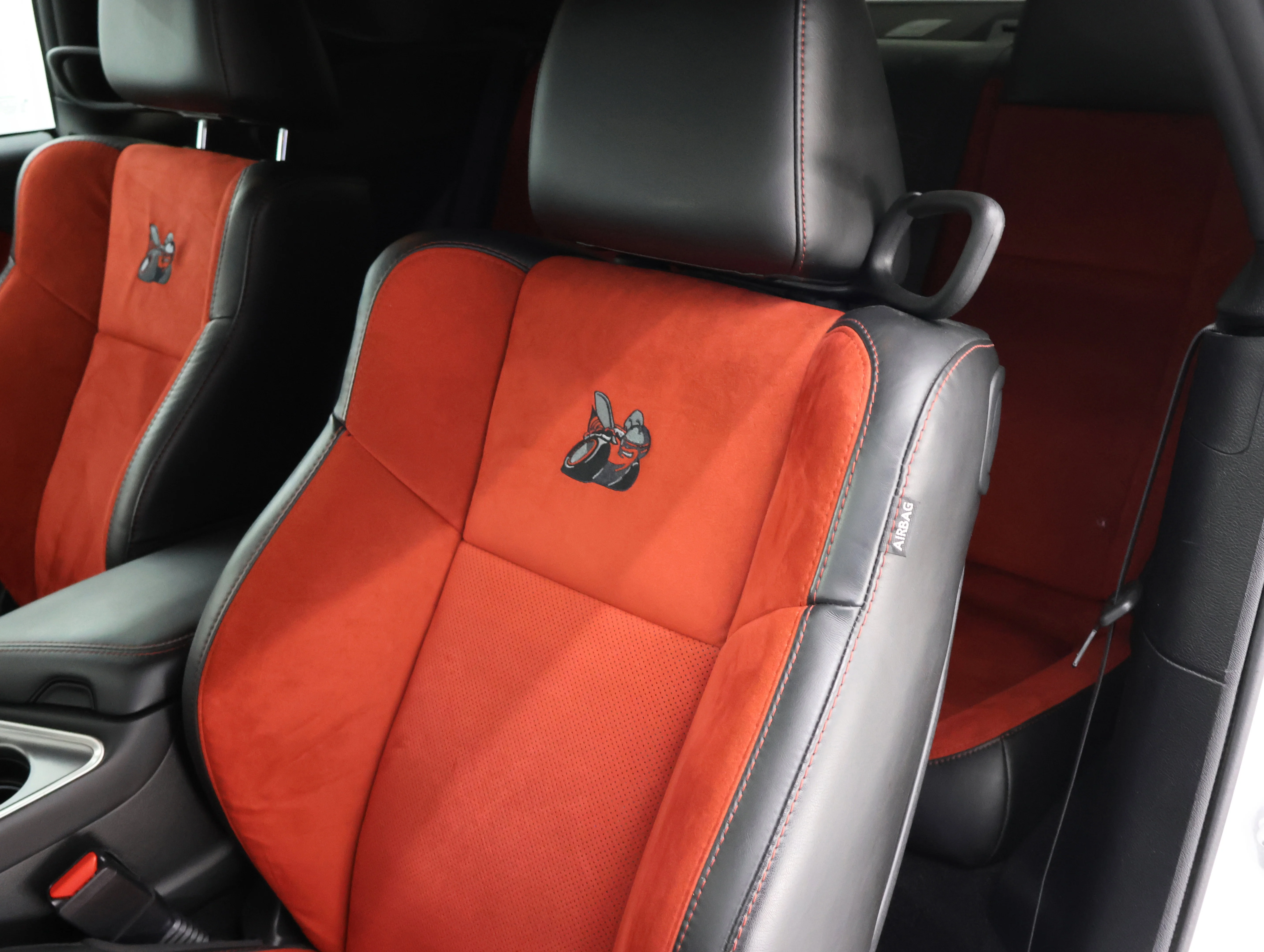 Used 2021 White Knuckle Clearcoat Dodge R/T Scat Pack image 41
