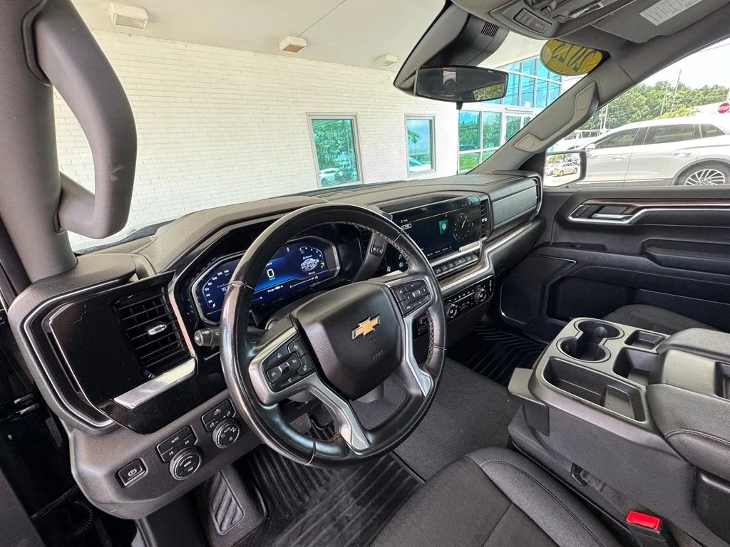 Used 2023 Black Chevrolet LT image 13