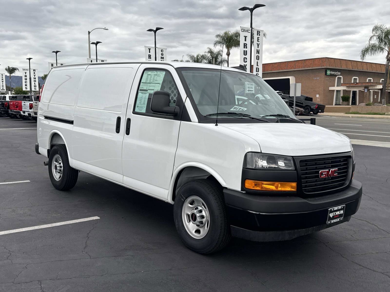 2025 GMC Savana Cargo Work Van