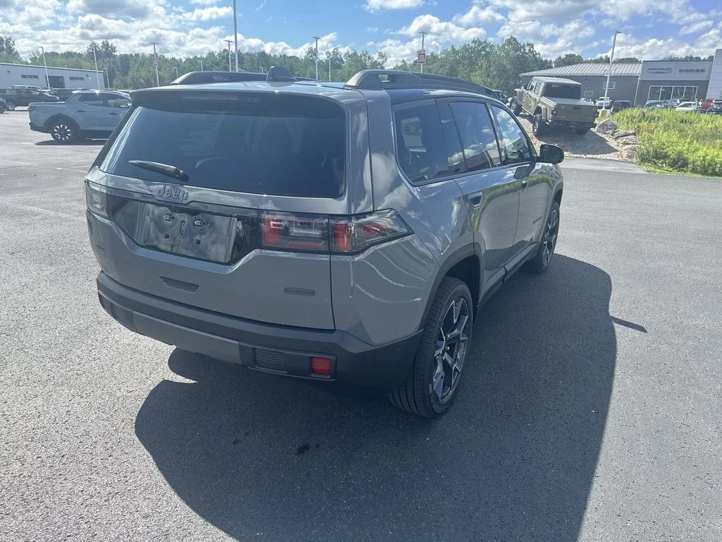New 2026 Sting-Gray Clear-Coat Exterior Paint Jeep Overland image 8