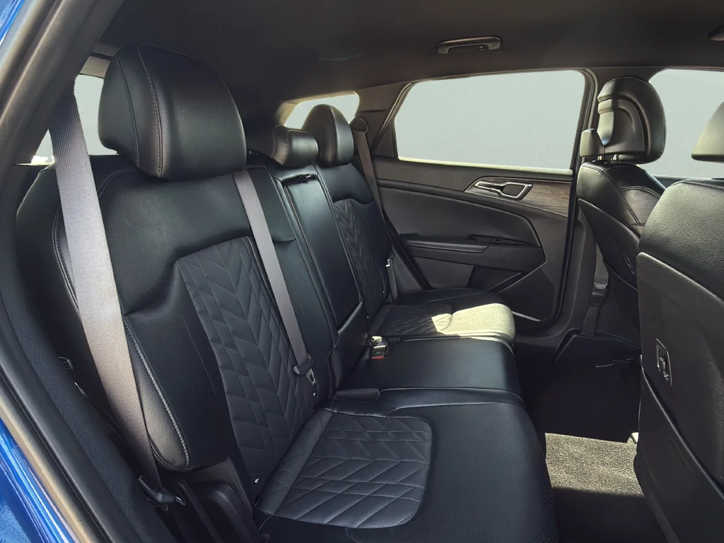 Used 2023 Sapphire Blue Kia X-Line image 21