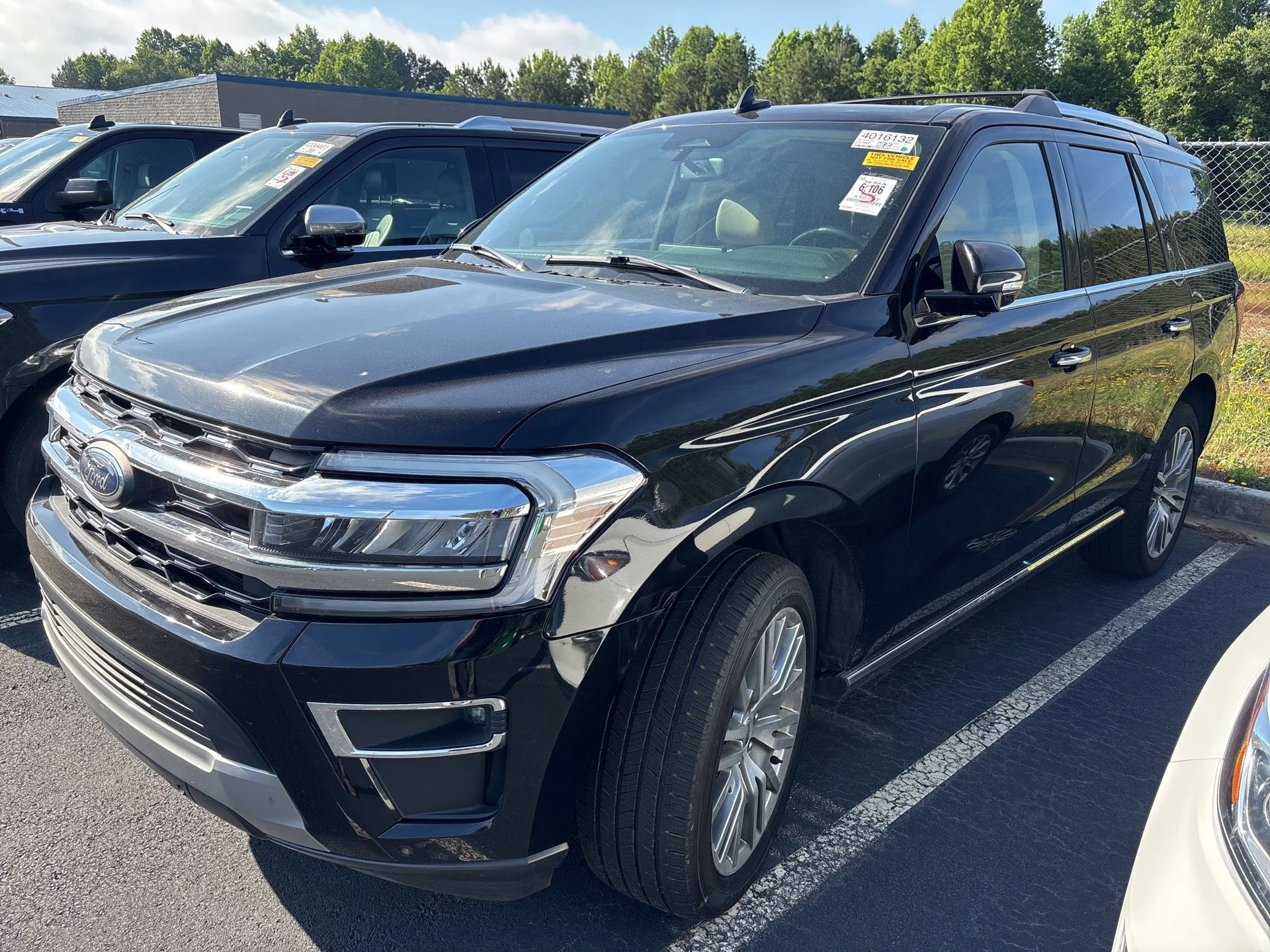 2024 Ford Expedition Limited 4X4's photo
