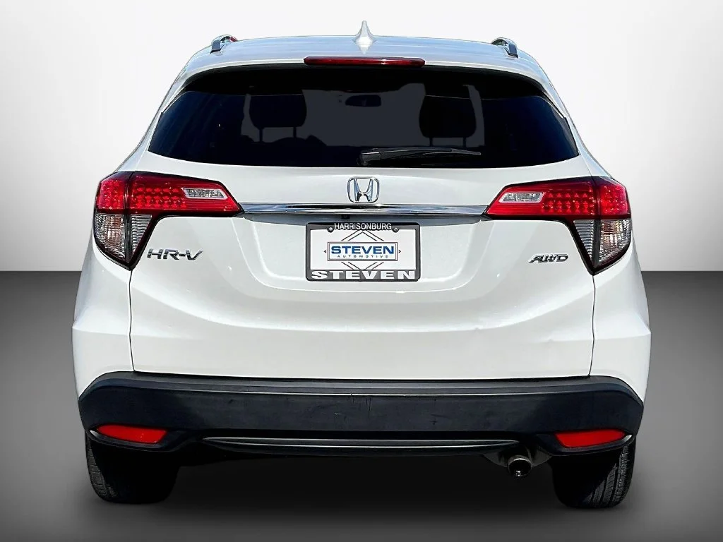 Used 2021  Honda EX image 5