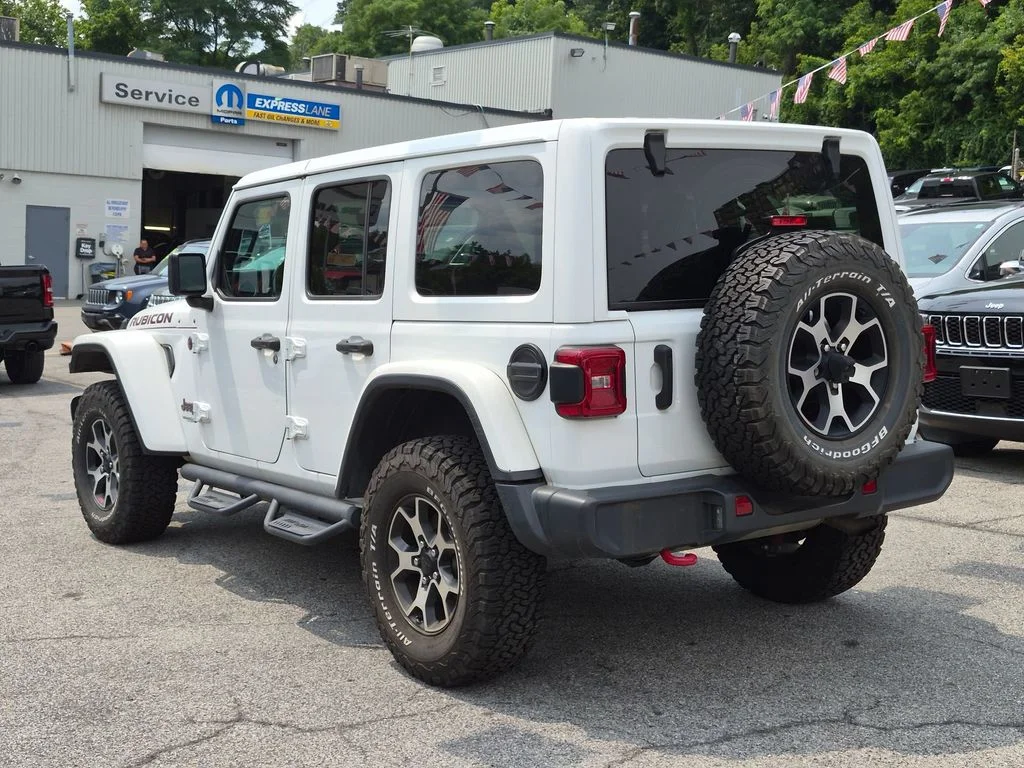 Used 2021 White Jeep Unlimited Rubicon image 10