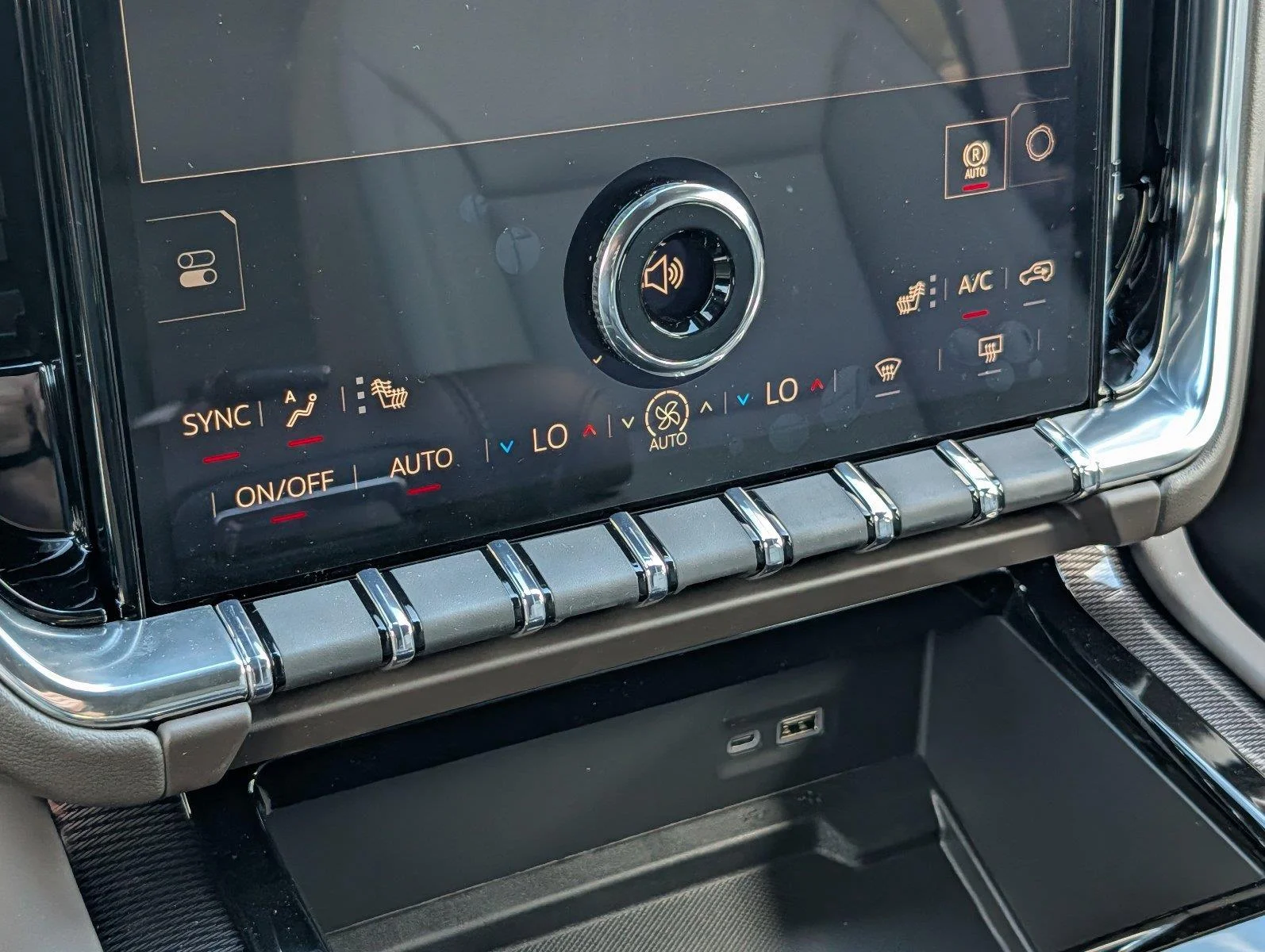 New 2027 Sterling Metallic GMC Elevation image 19