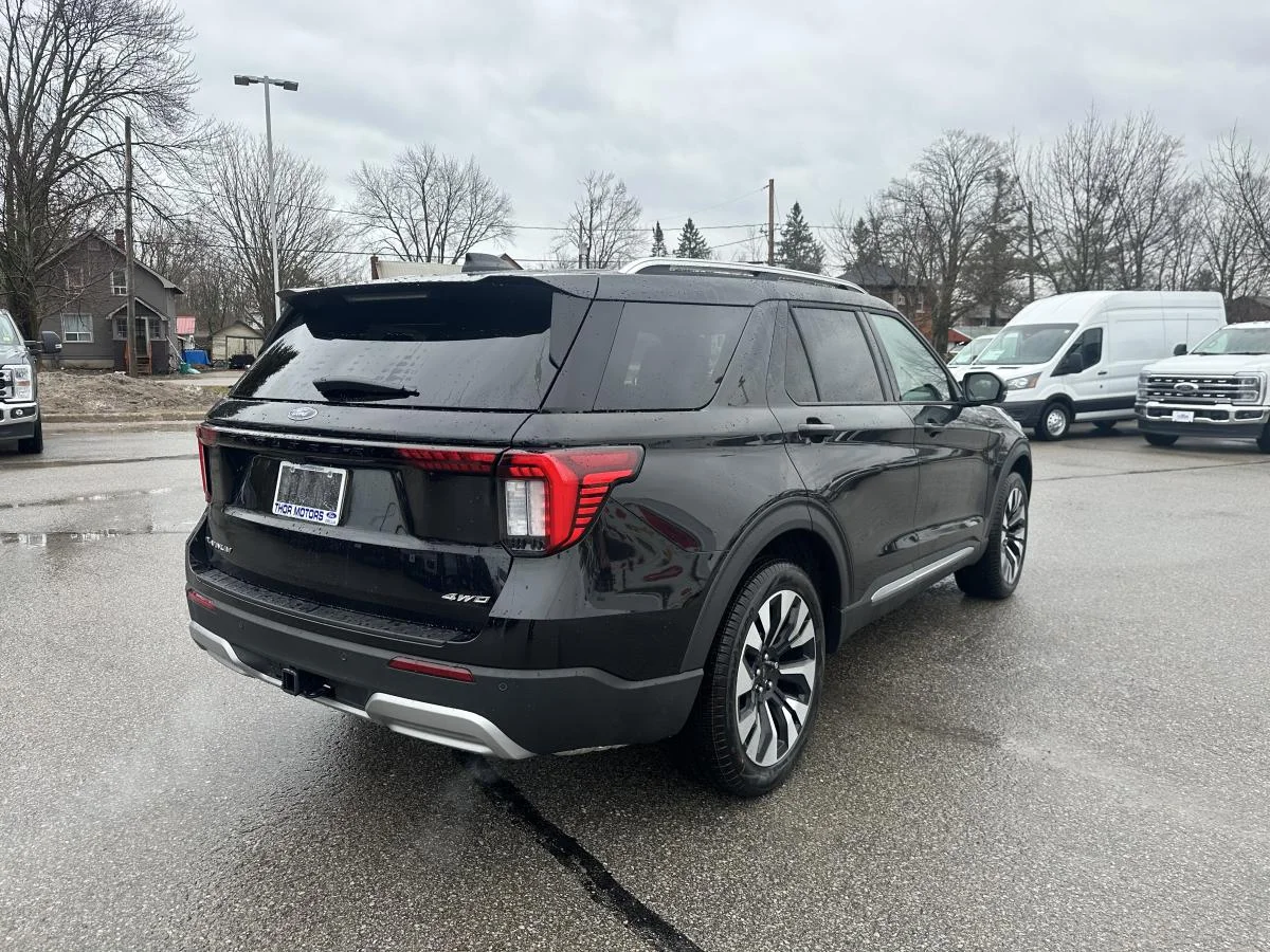 New 2026 Black Ford Platinum image 5