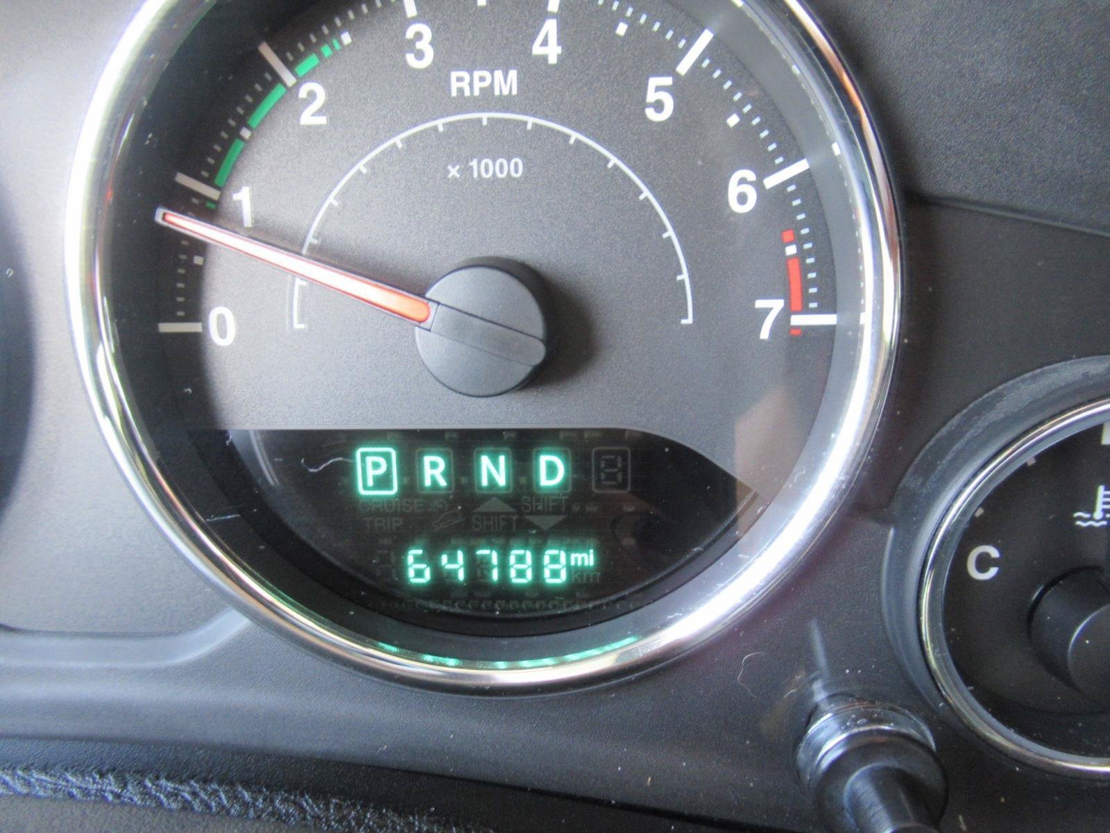 Used 2018 Silver Jeep Unlimited Sport image 26