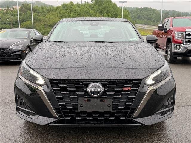 Used 2024 Super Black Nissan 2.5 SR image 8