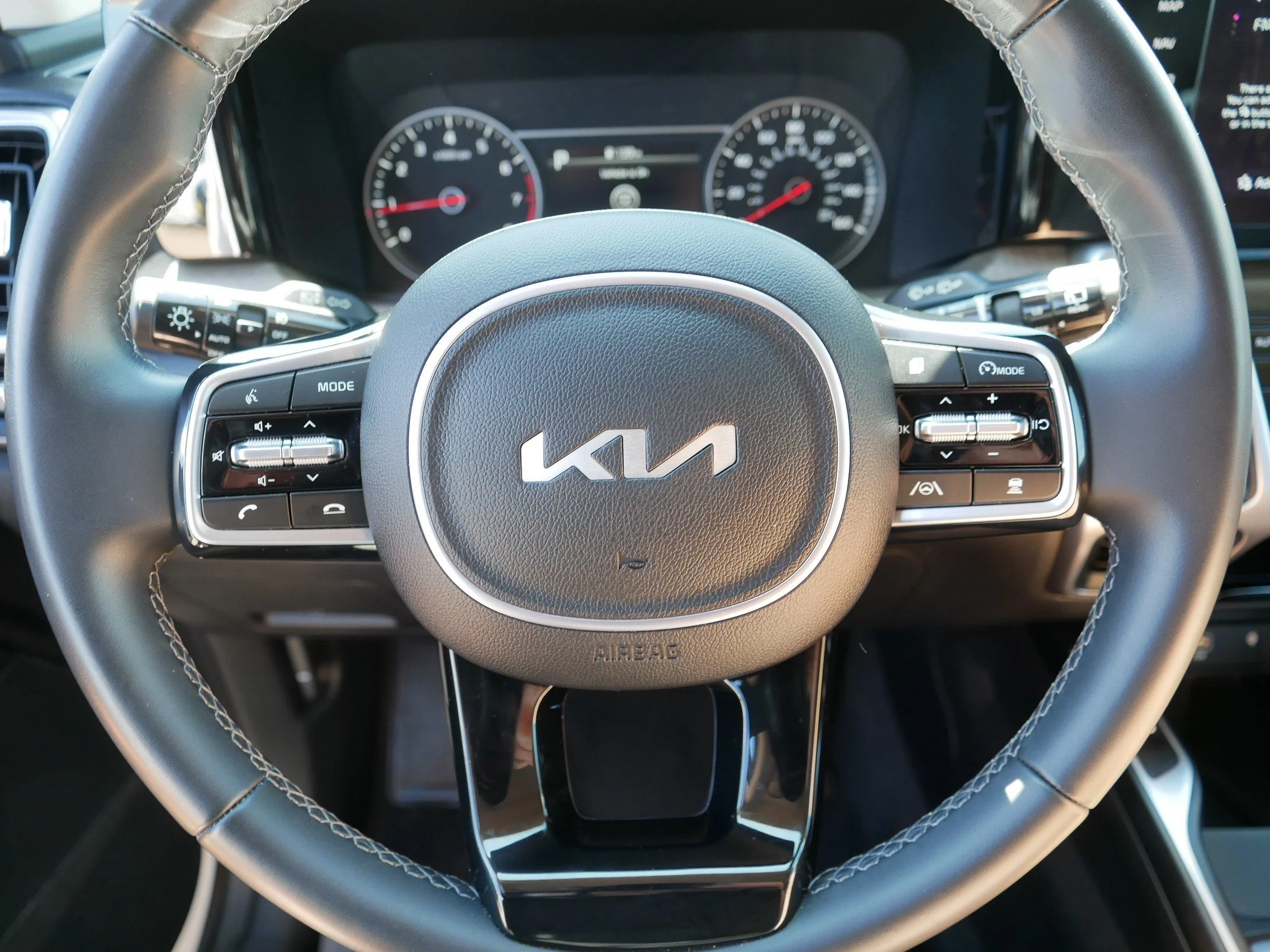 2023 Kia Sorento X-Line EX - Photo 25