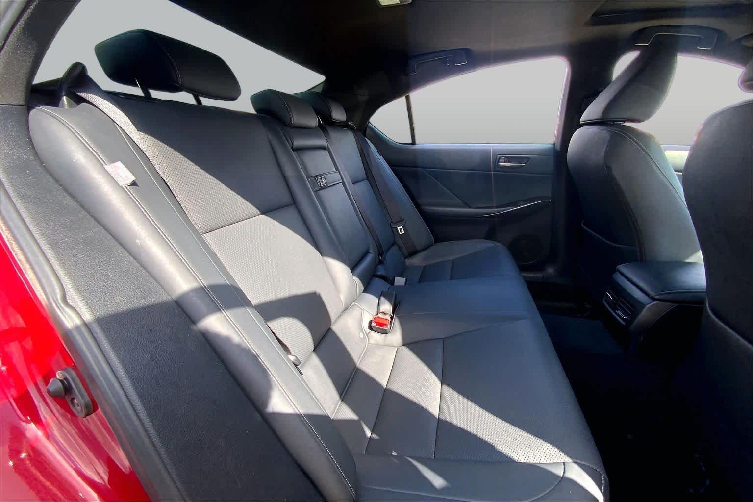 Used 2023 Matador Red Mica Lexus  image 19