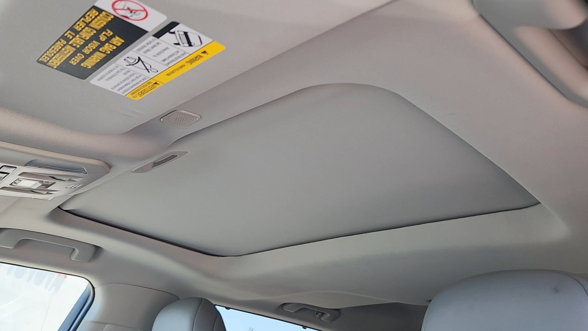 Used 2023 Moon Dust Toyota L image 11