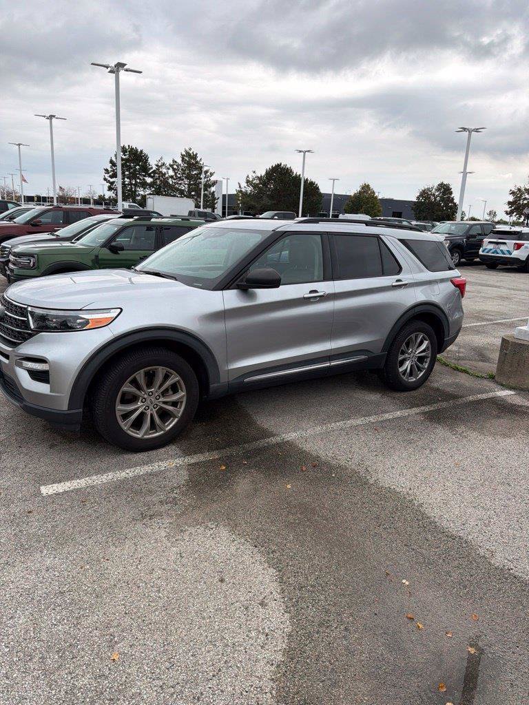Used 2020 Ford Explorer XLT with VIN 1FMSK8DH2LGC76382 for sale in Matteson, IL