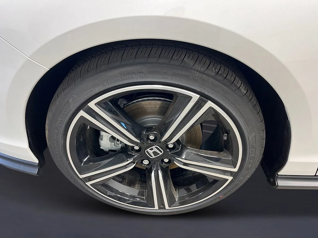 New 2026 Platinum White Pearl Honda Sport image 11