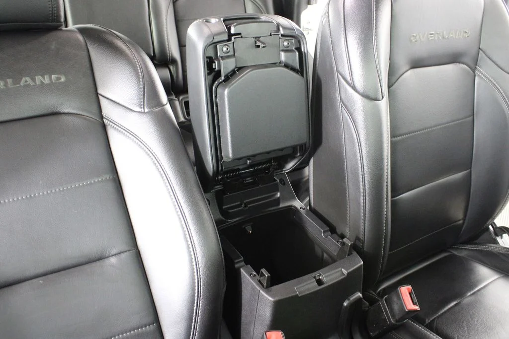 Used 2020 White Jeep Overland image 19