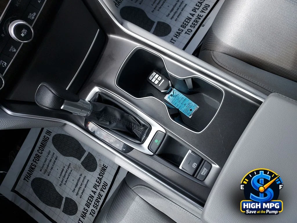 Used 2020 Silver Honda EX image 15