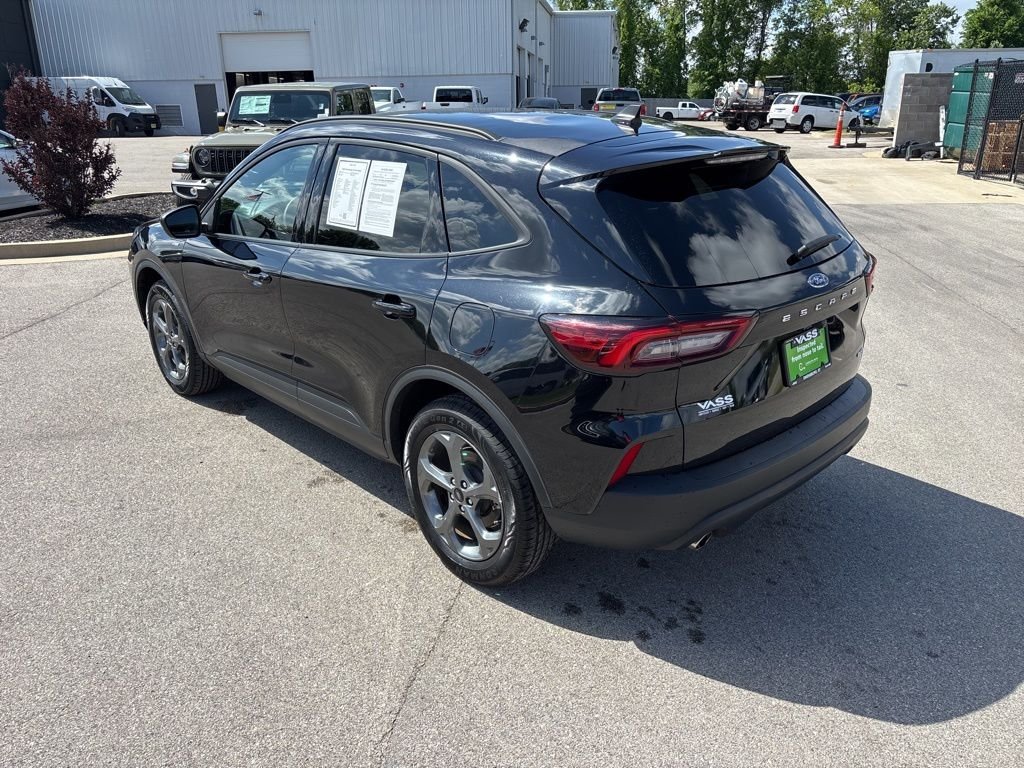 Certified Used 2025 Black Ford ST-Line Select image 3