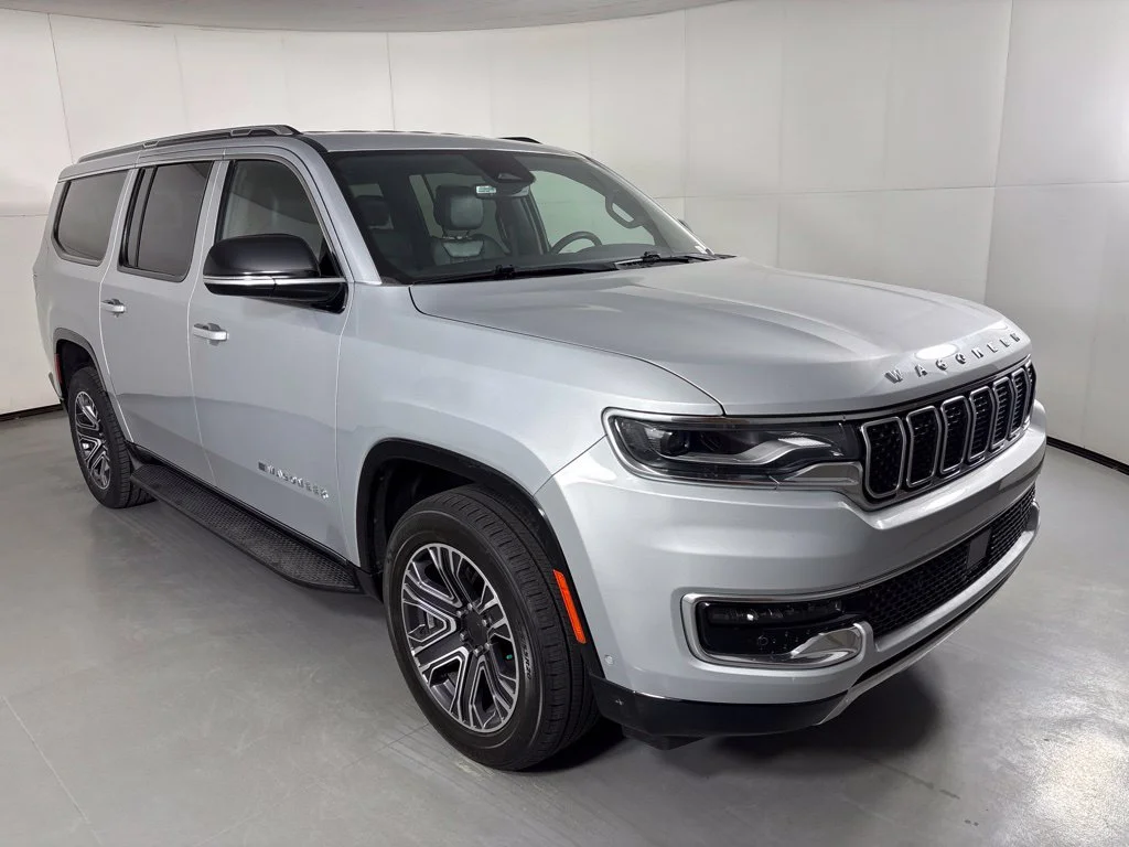 Used 2024 Silver Jeep Series II image 2