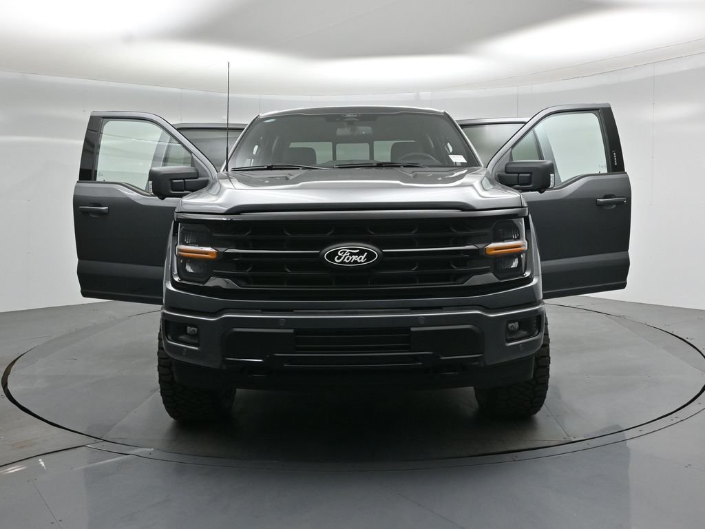New 2026 Carbonized Gray Metallic Ford XLT image 30