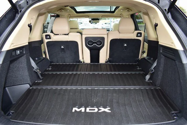 Used 2025 Majestic Black Pearl Acura SH-AWD TECH image 22