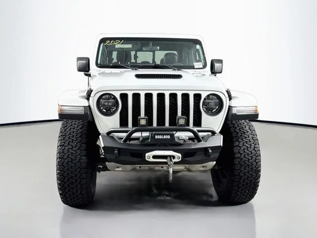 Used 2021 White Jeep Mojave image 2