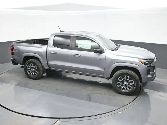 2026 Chevrolet Colorado Z71 - Photo 15