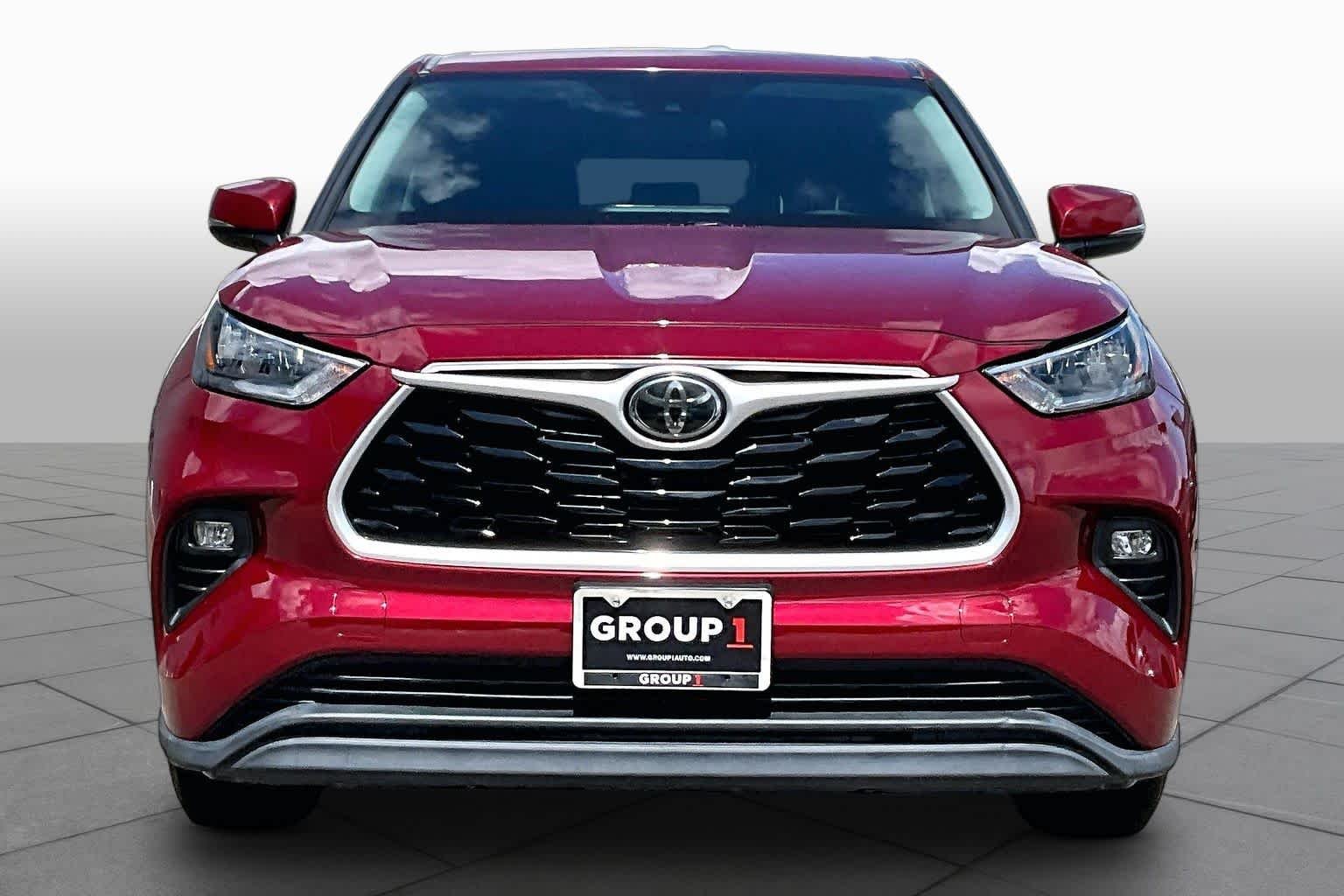 Used 2020 Ruby Flare Pearl Toyota LE image 4