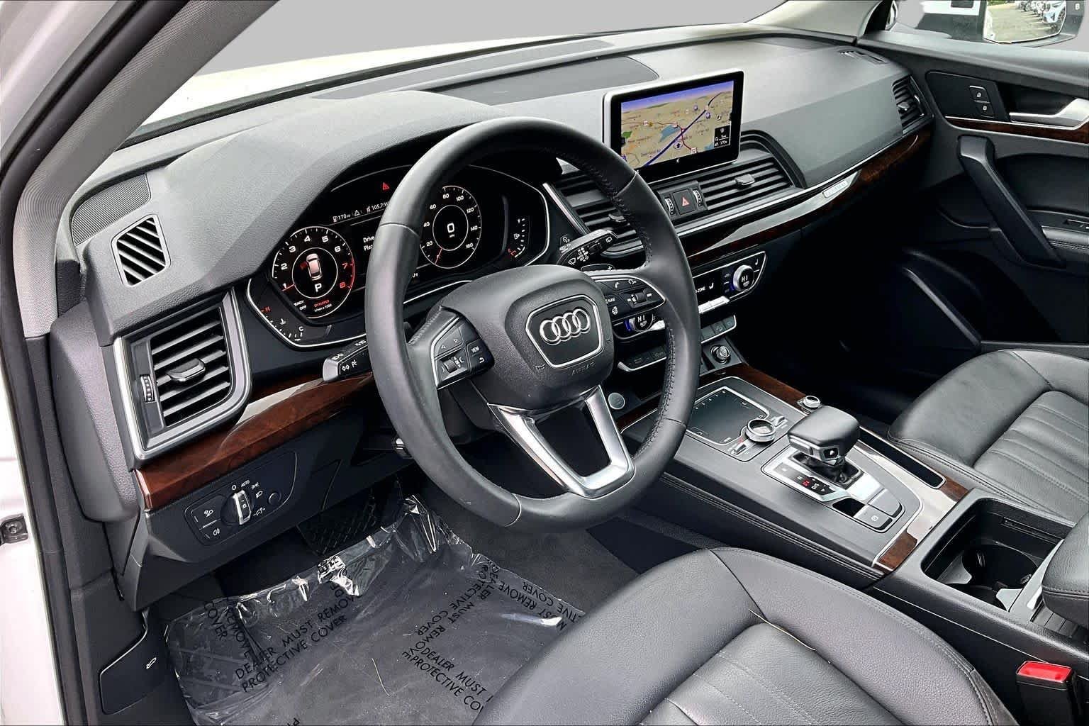 Used 2019 Ibis White Audi Premium Plus image 17