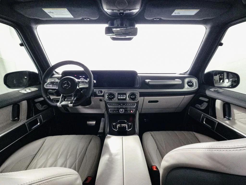Certified Used 2024 MANUFAKTUR Platinum Magno Mercedes-Benz G 63 AMG® image 25