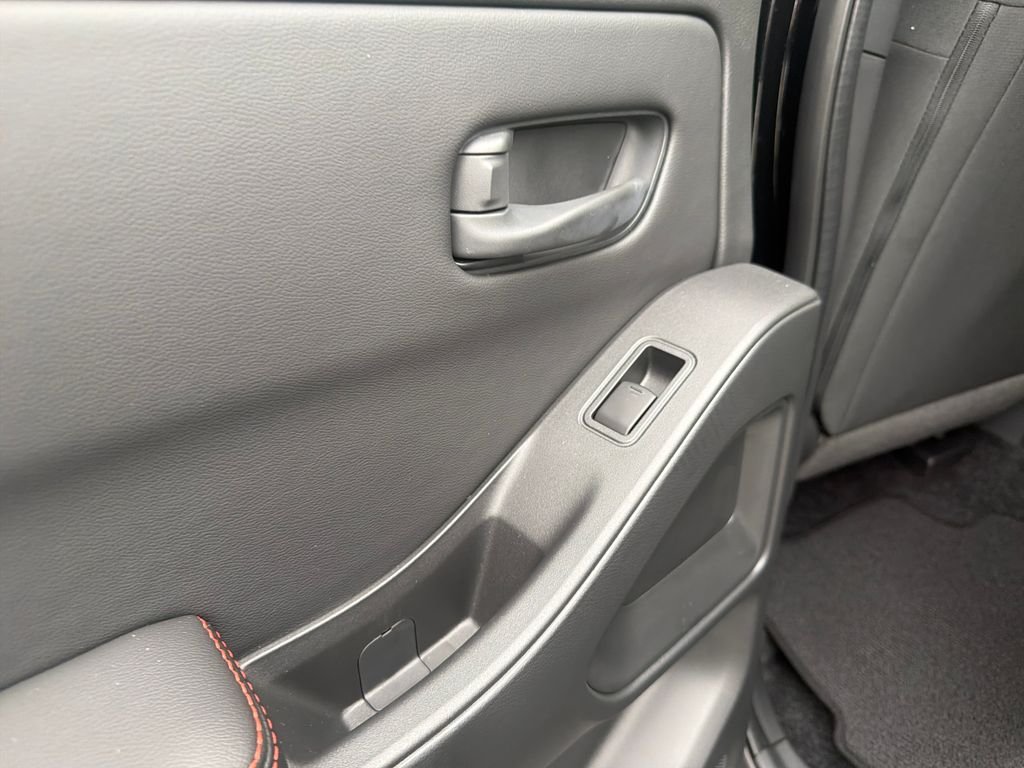 New 2026 Nissan Frontier PRO-4X 4D Crew Cab