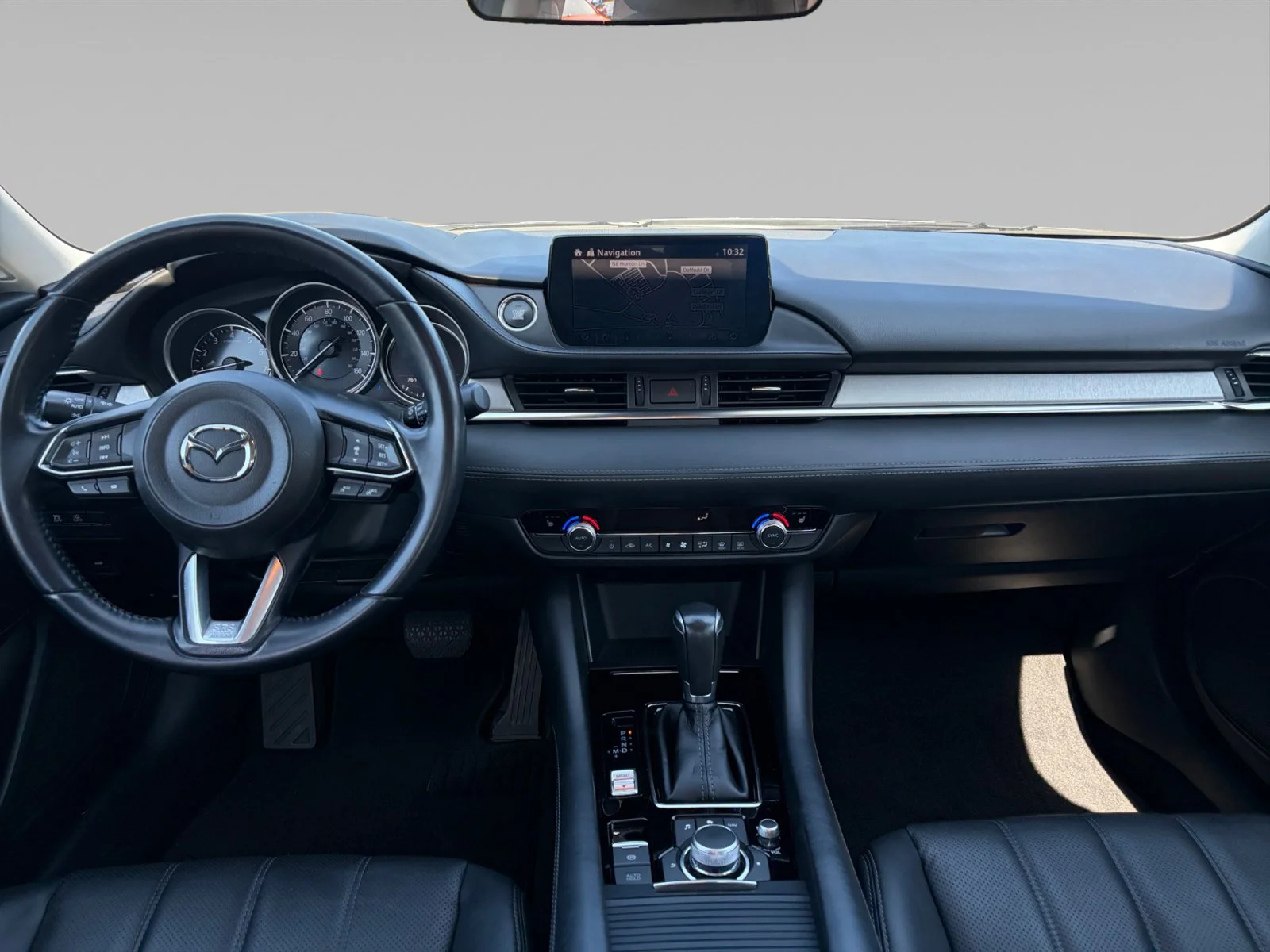 Used 2018 Silver Mazda Touring image 11